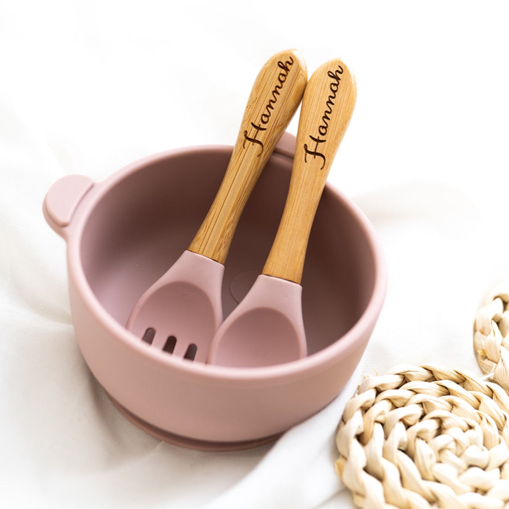 Silikon Kinderschüssel mit Saugnapf + Besteck - beige, rosa, grau