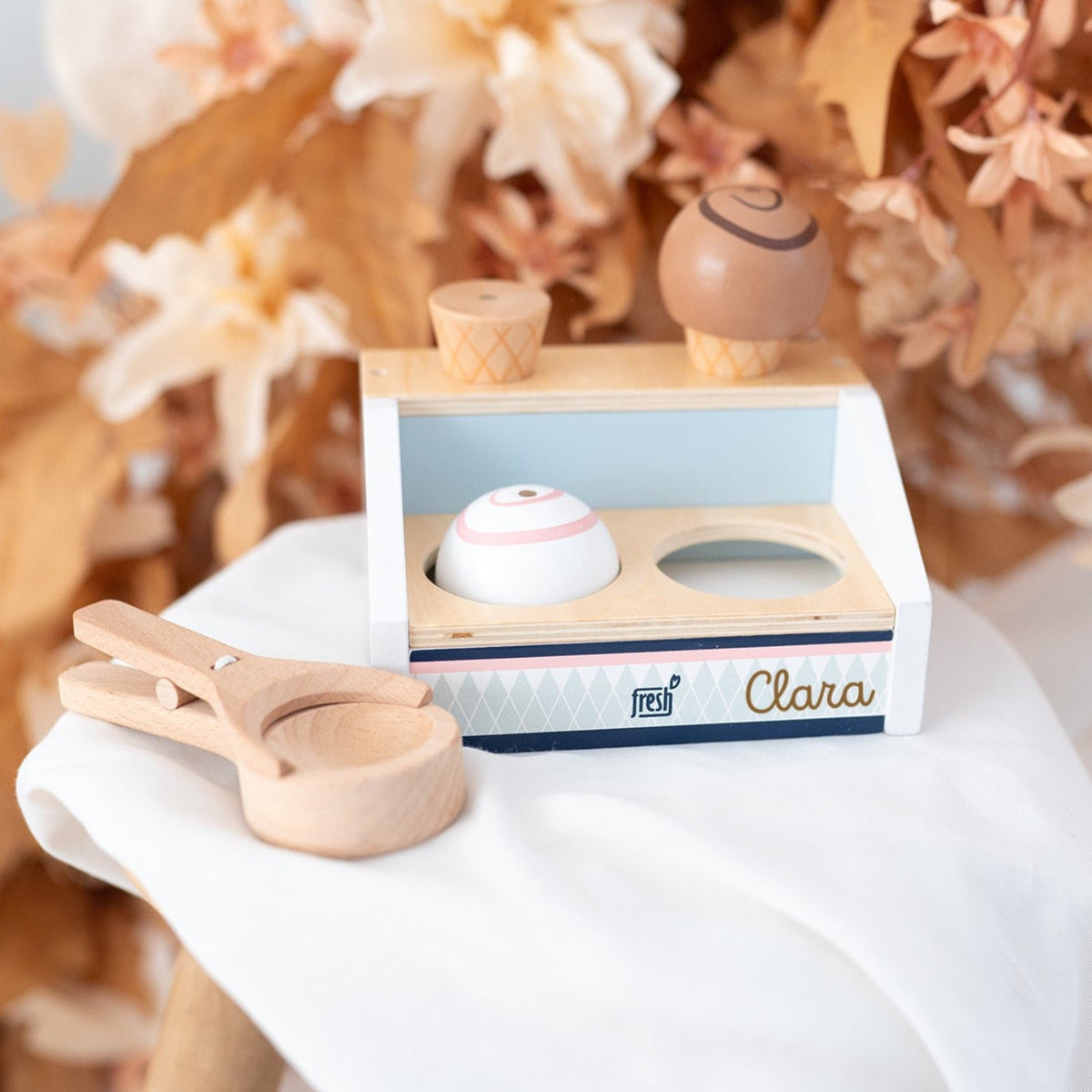 Eistheke Holz personalisiert