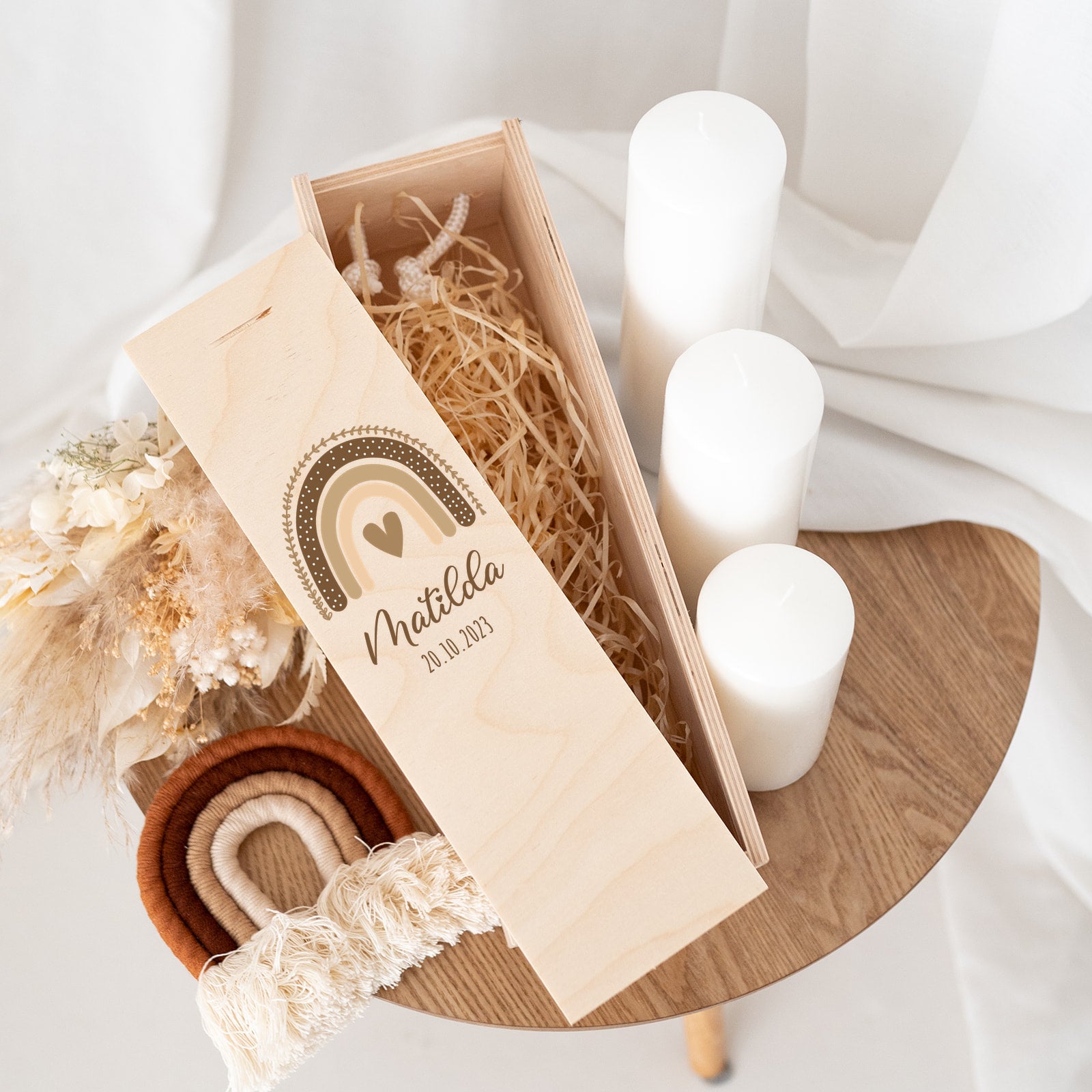 Geburtskerze personalisiert - Regenbogen beige Aquarell