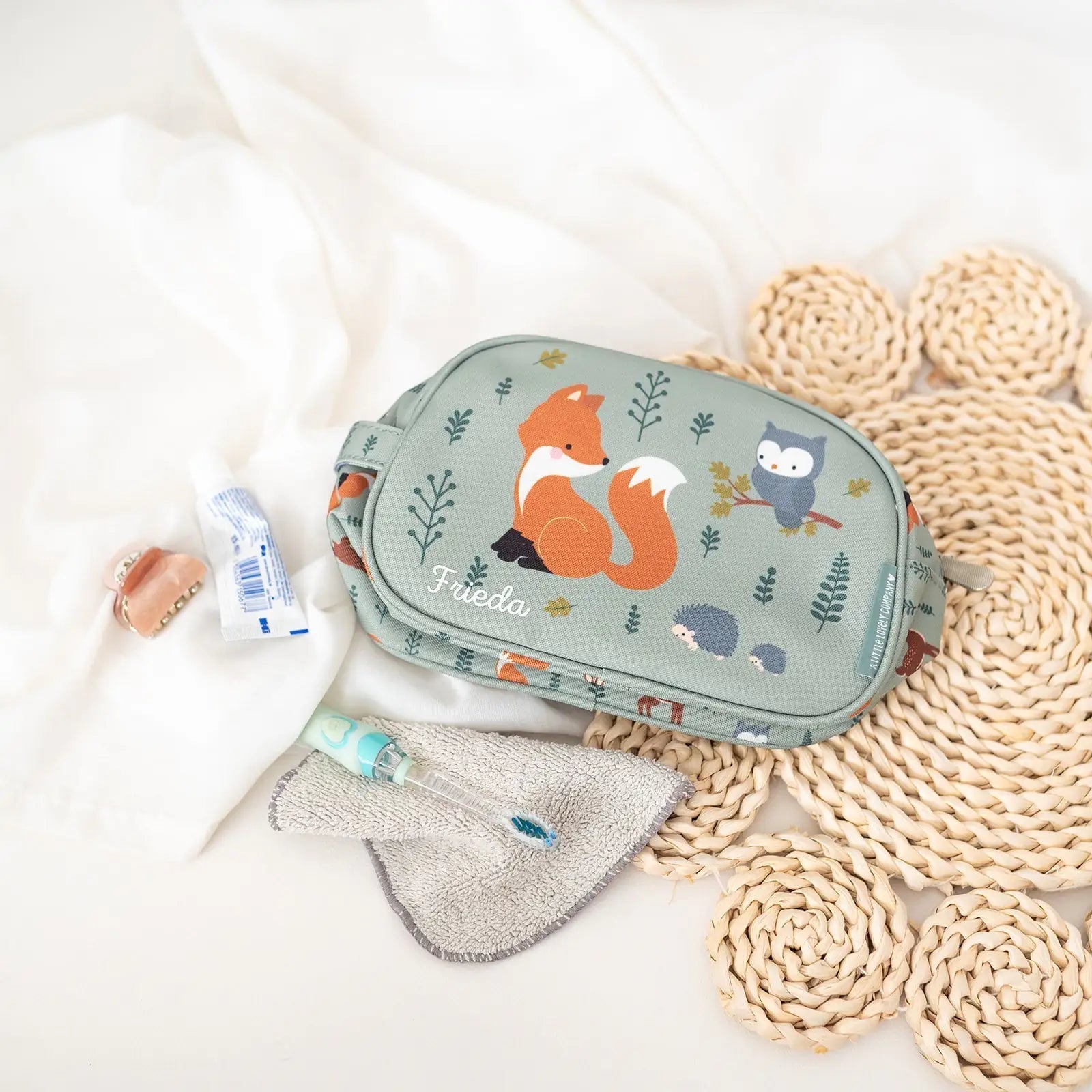 A Little Lovely Company Kulturbeutel Kinder personalisiert - Fuchs, Schmetterling oder Dino - wunderwunsch