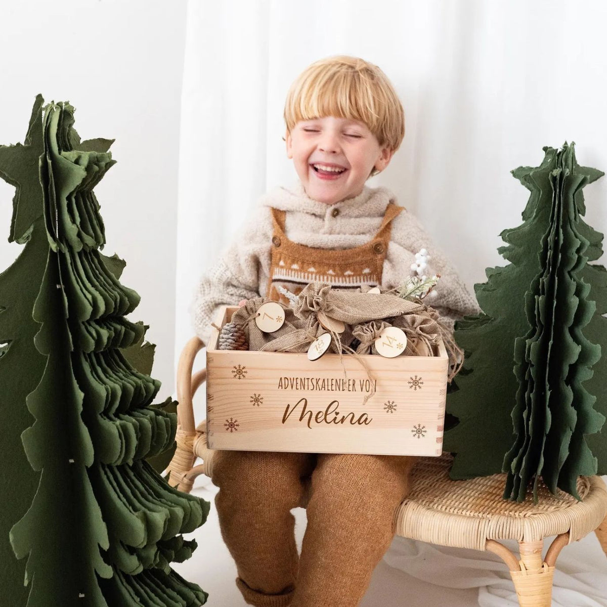 Adventskiste personalisiert - Schneeflocken Gravur - wunderwunsch