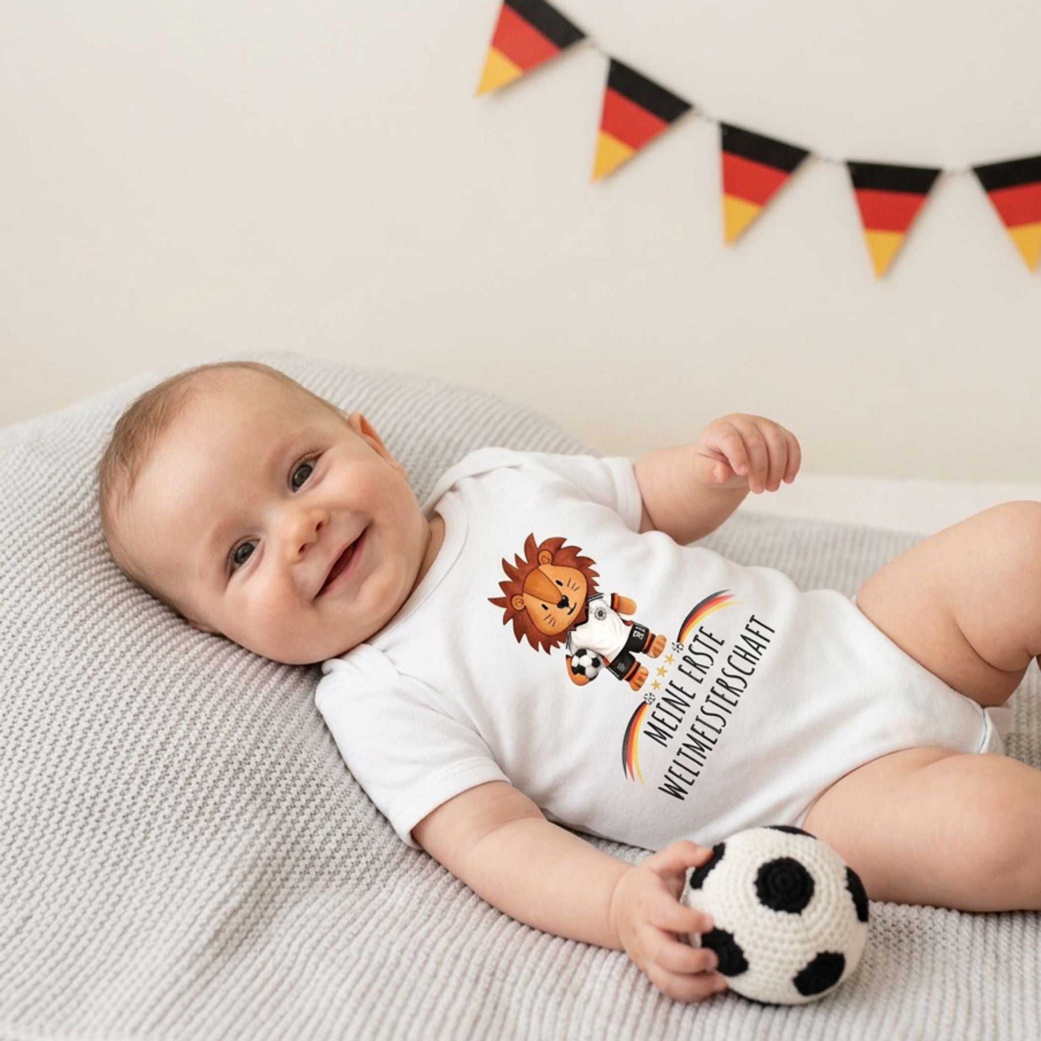 Baby Body "Meine erste Weltmeisterschaft" Fußball Löwe - wunderwunsch