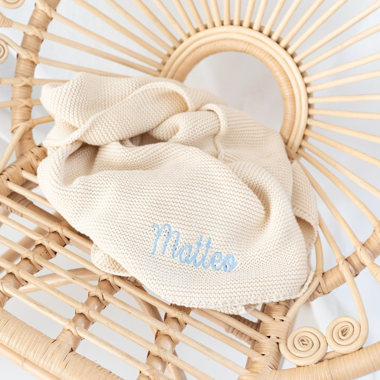 Baby Strickdecke personalisiert zweifarbig - wunderwunsch