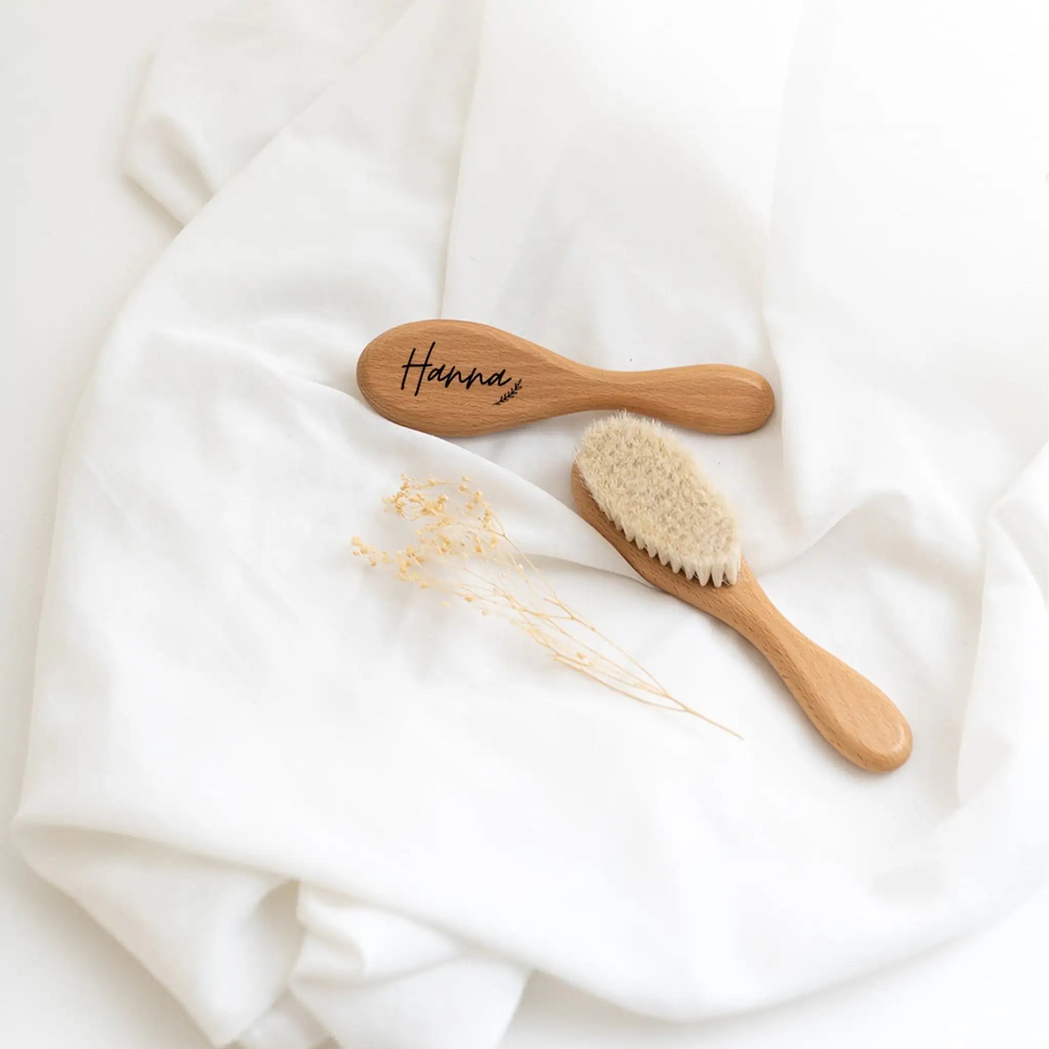 Babyhaarbürste personalisiert - Herz oder Zweig - wunderwunsch