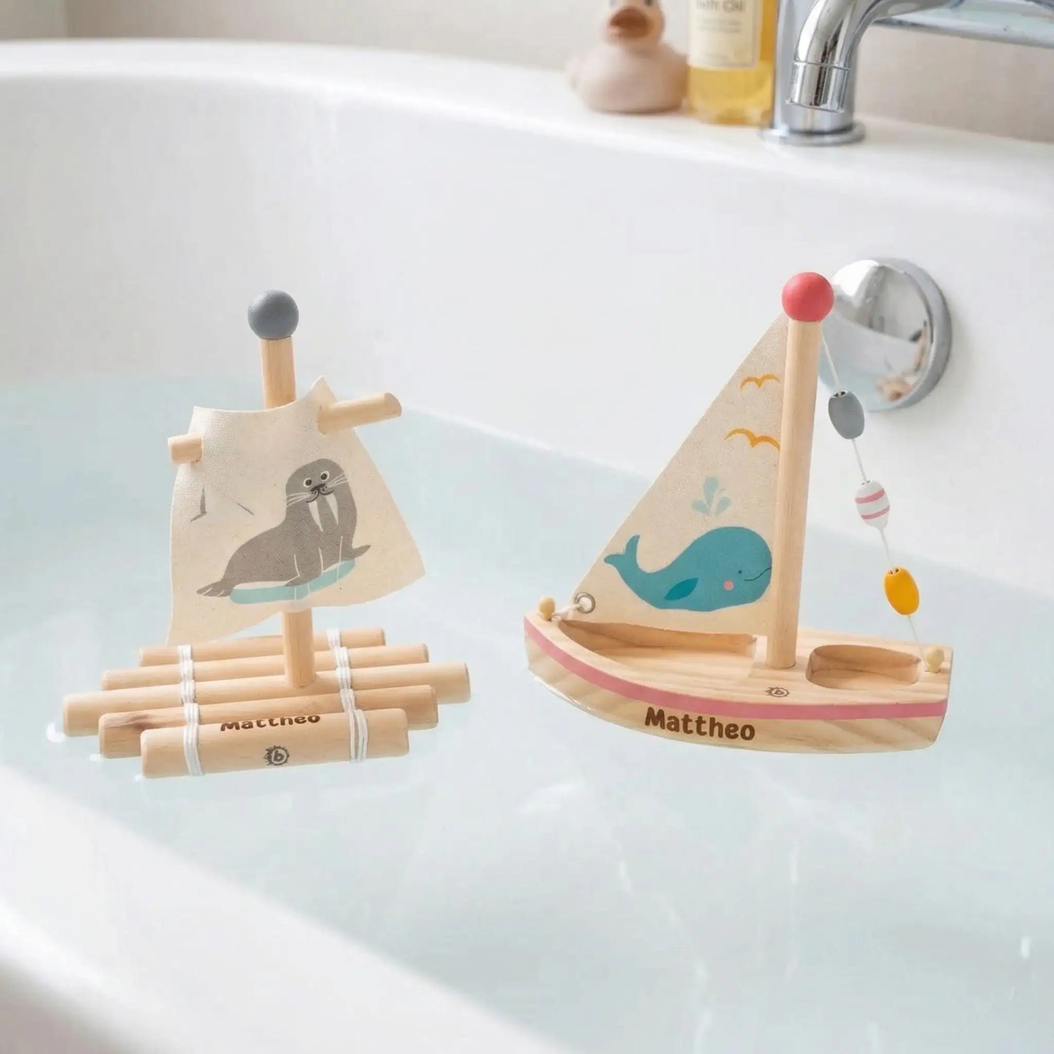 BIECO Segelschiff Holz Wal & Robbe personalisierbar - wunderwunsch