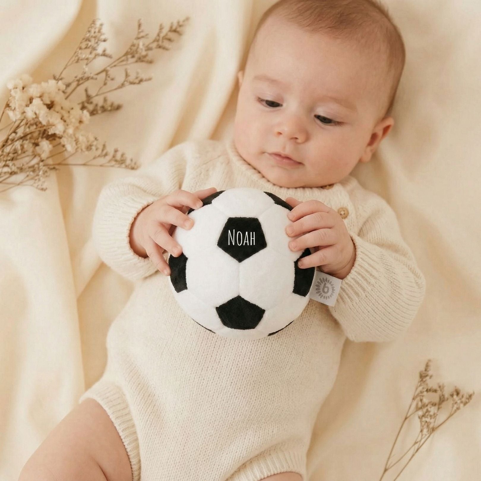 BIECO Stoffball mit Rassel personalisierbar - wunderwunsch