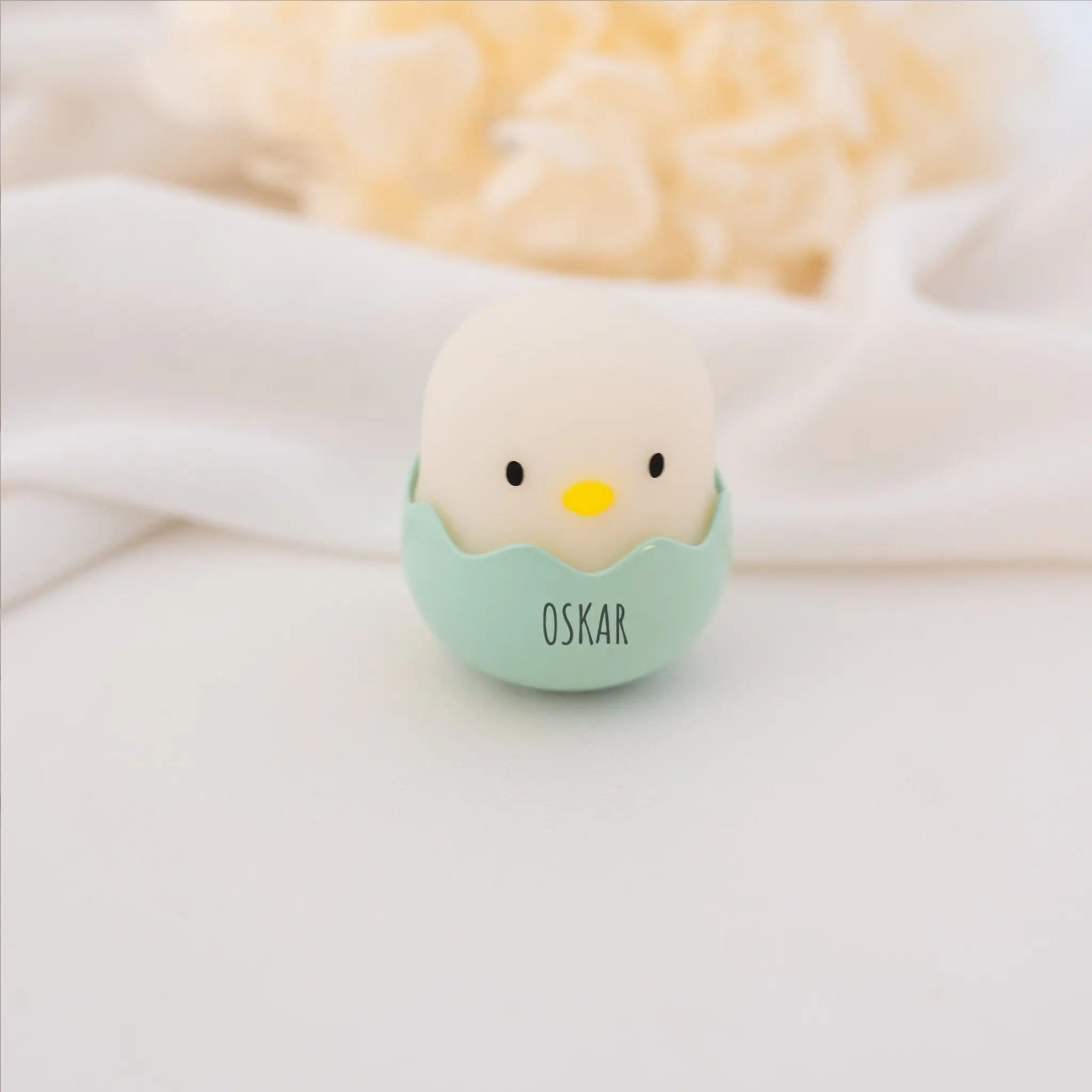 EGGY EGG Baby Küken Nachtlicht personalisiert - blau, gelb oder grün - wunderwunsch