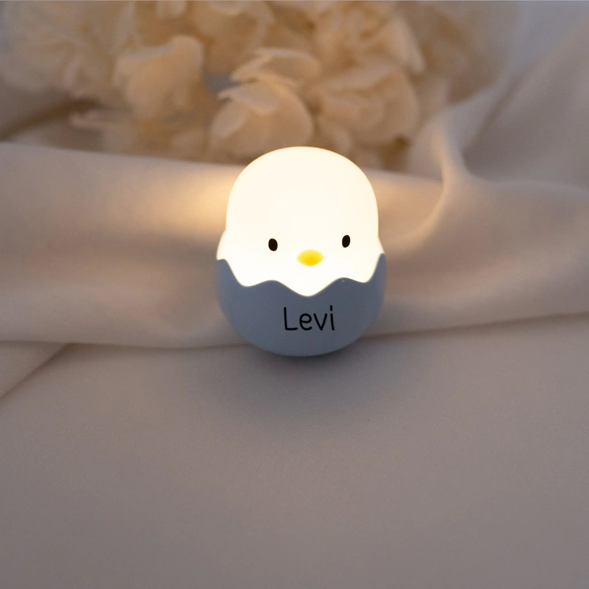 EGGY EGG Baby Küken Nachtlicht personalisiert - blau, gelb oder grün - wunderwunsch