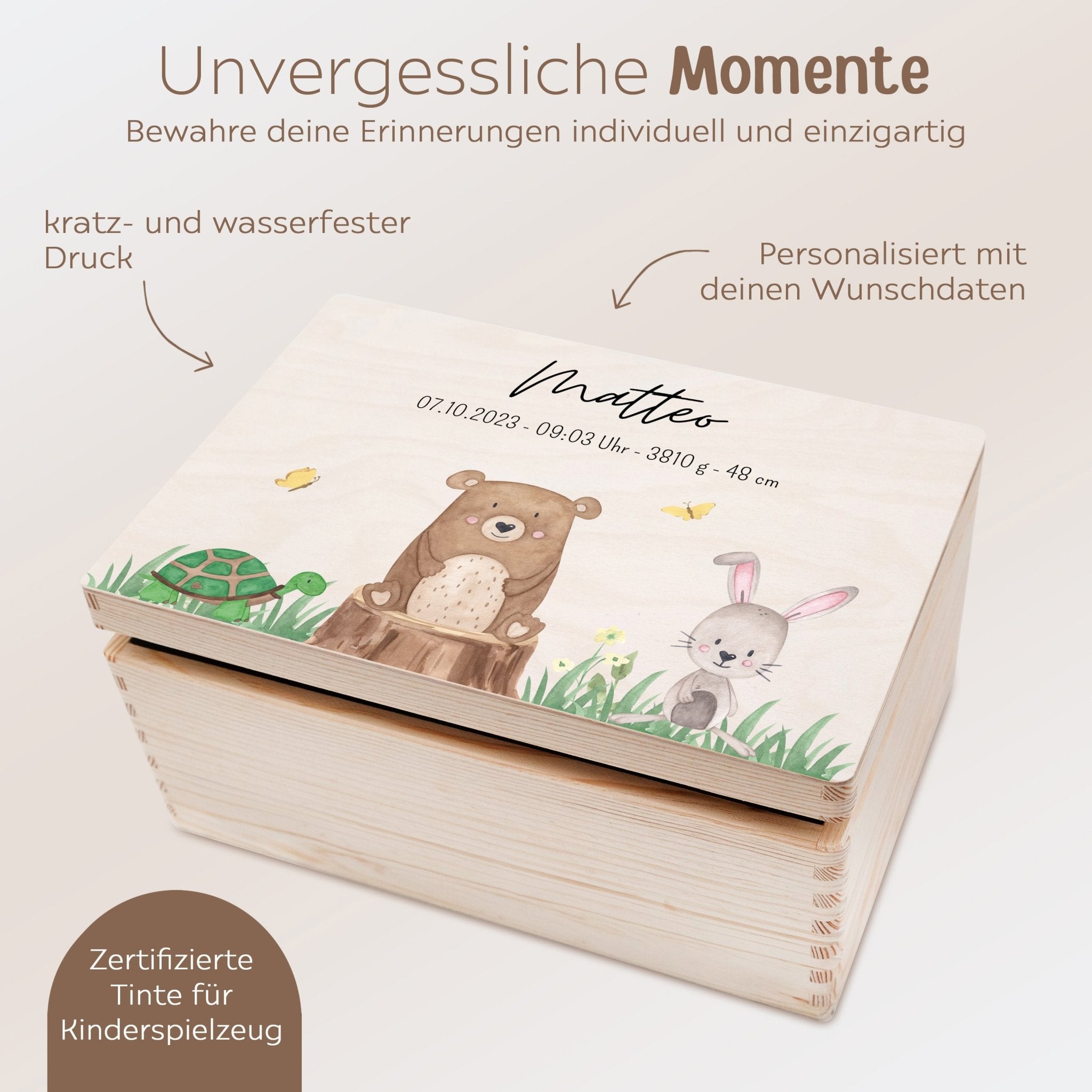 Erinnerungsbox Holz mit Wunschdaten – Bär auf Baumstamm Aquarell - wunderwunsch