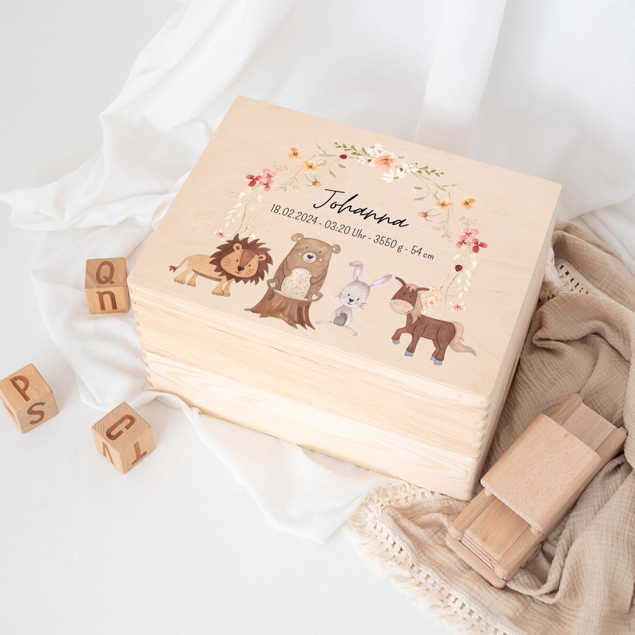Erinnerungsbox Holz mit Wunschdaten – Tiere Blumenkreis rosa Aquarell - wunderwunsch