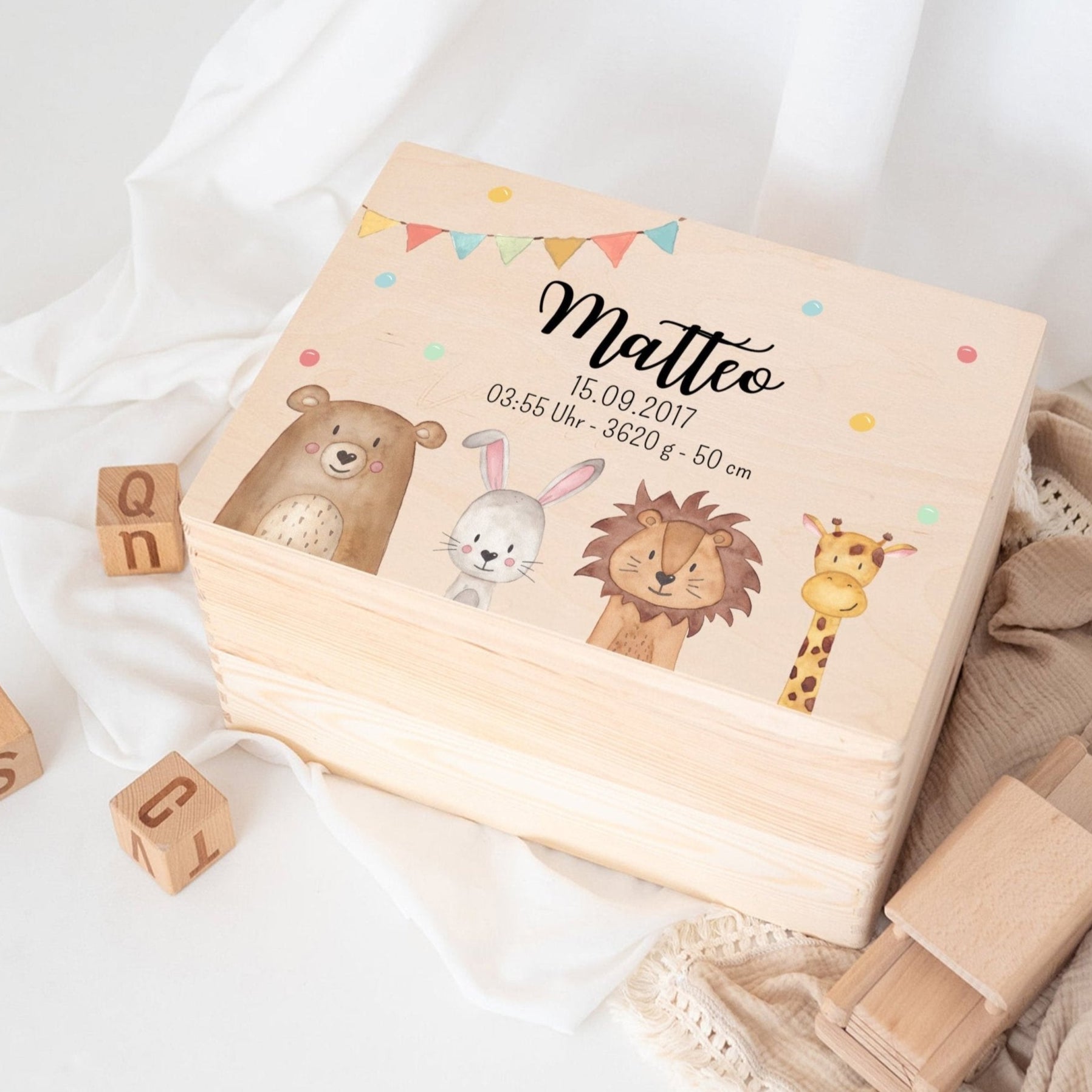 Erinnerungsbox Holz mit Wunschdaten – Tiere unten Girlande Aquarell - wunderwunsch