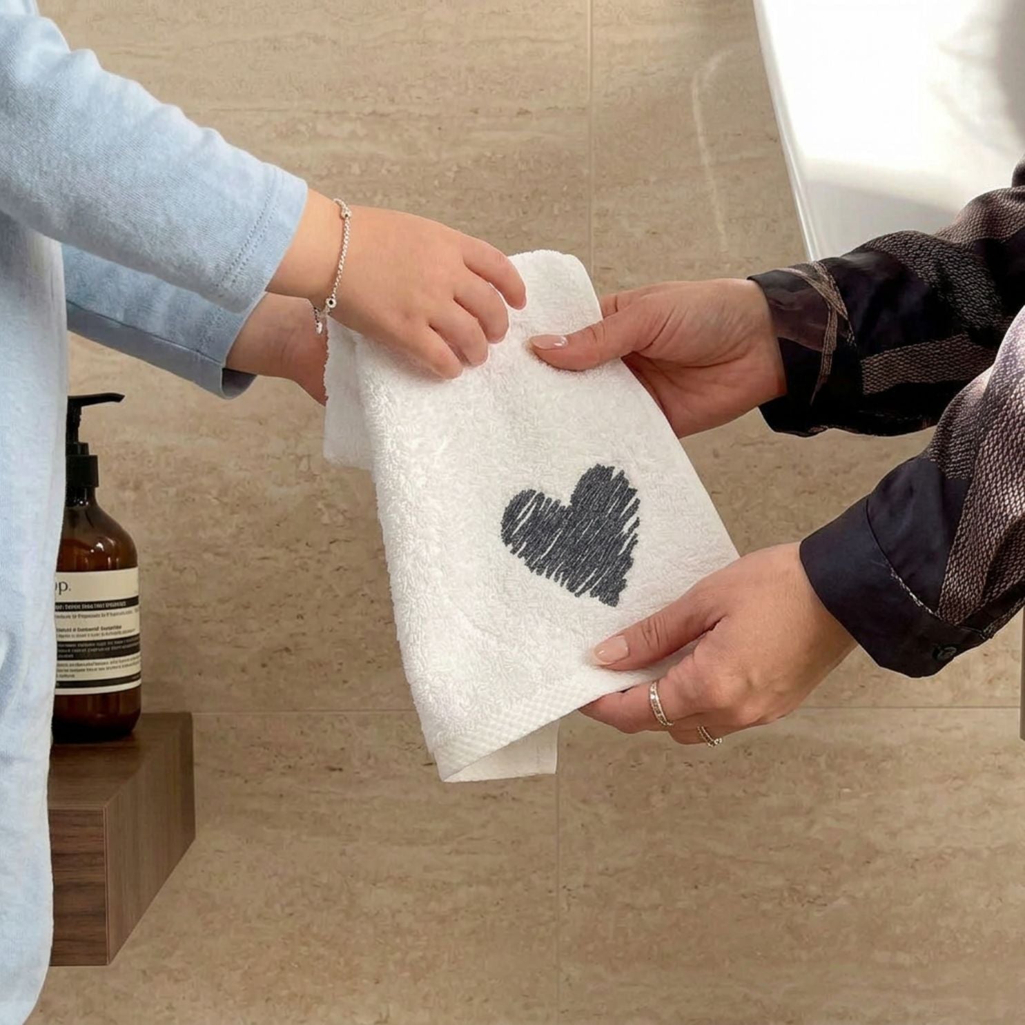 Gästehandtuch - Herz - wunderwunsch