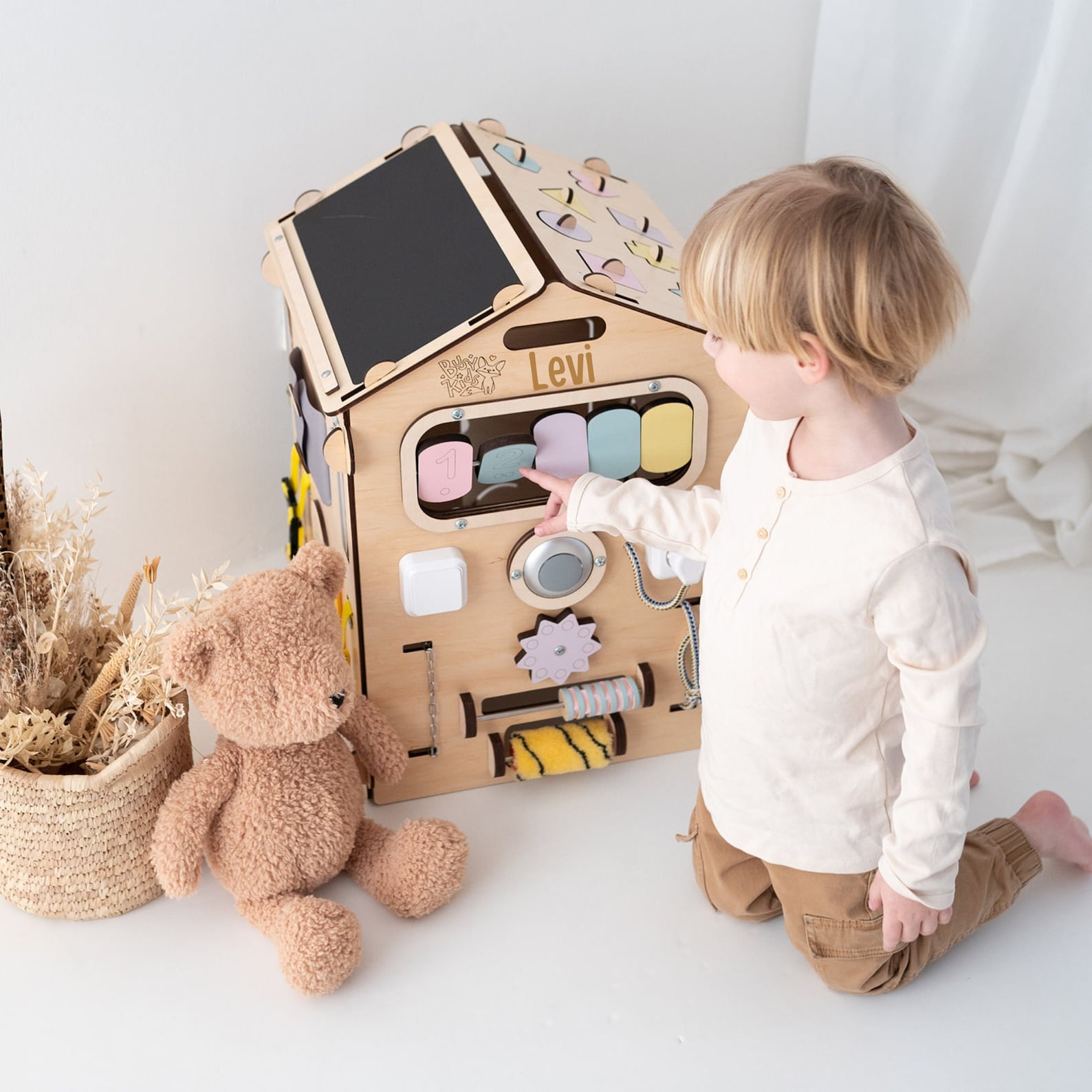 Montessori Activity Spielhaus personalisierbar