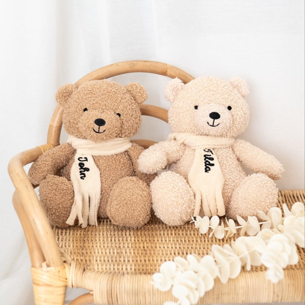 JOLLEIN Kuscheltier Boucle Teddybär personalisiert - wunderwunsch