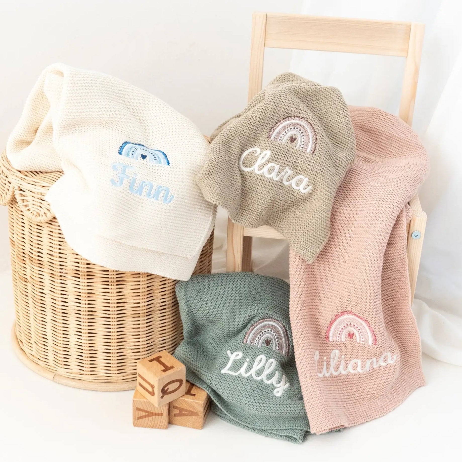 JOLLEIN Strickdecke personalisiert - Regenbogen - wunderwunsch