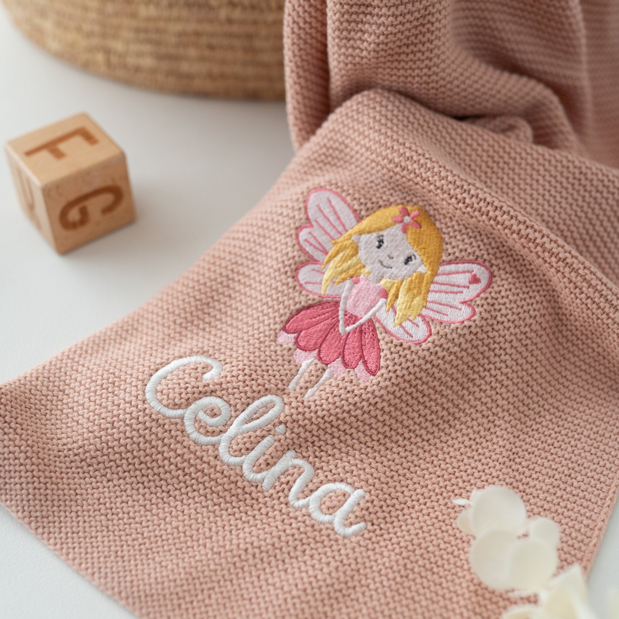 JOLLEIN Strickdecke personalisiert - Wunderwunsch - Fee - wunderwunsch