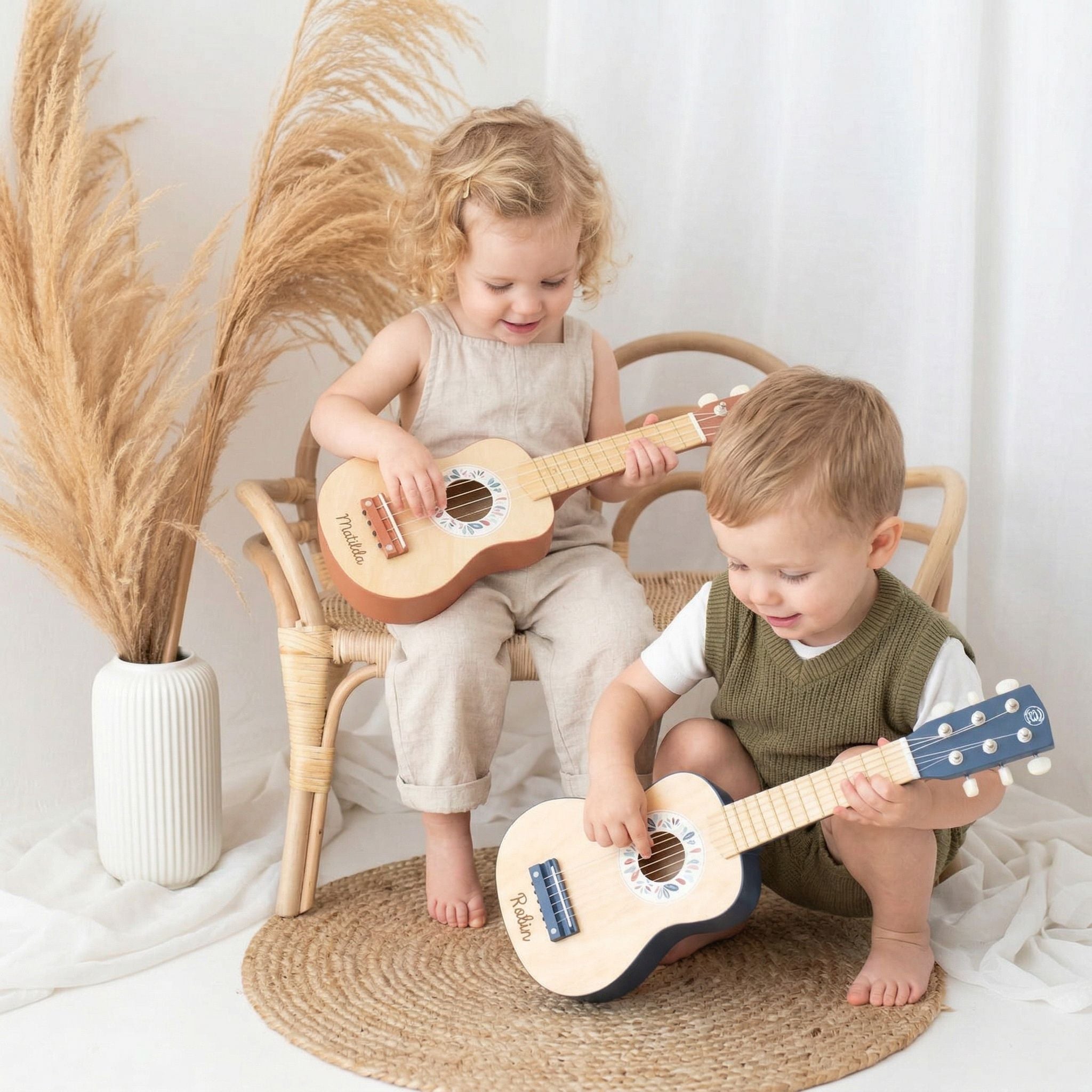 Kinder Ukulele oder Gitarre personalisierbar - wunderwunsch