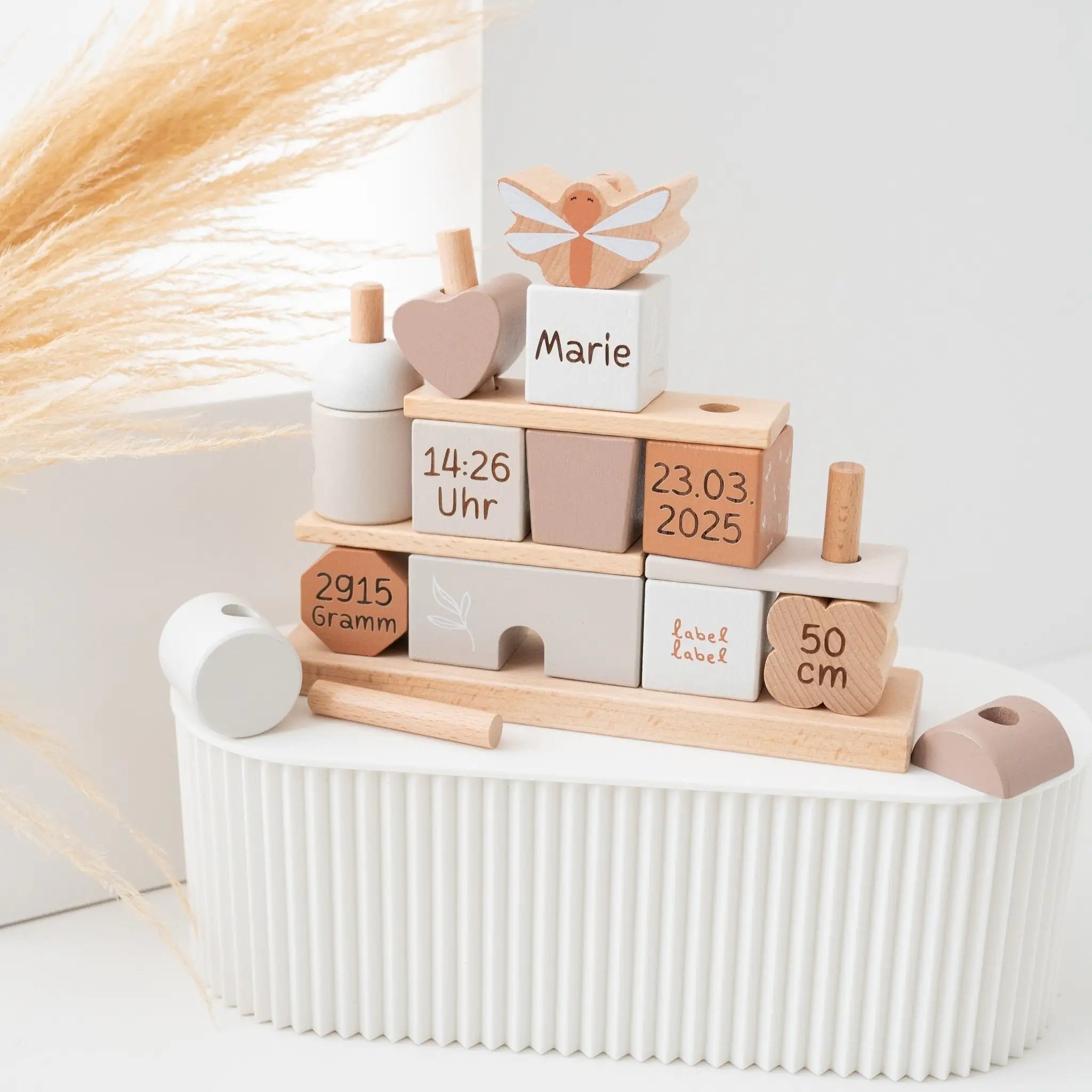 LABEL LABEL Stapelhaus Holz personalisiert - wunderwunsch