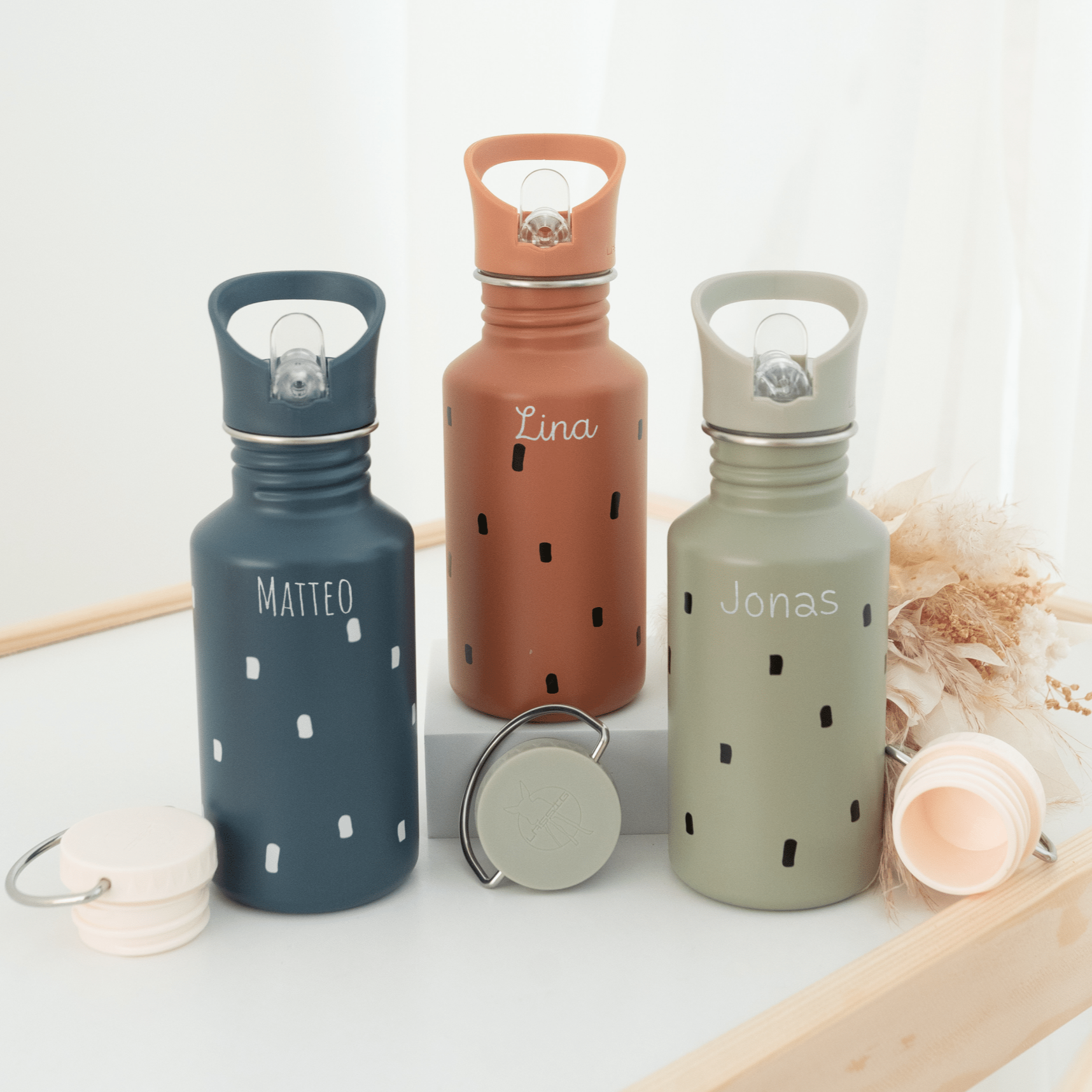 LÄSSIG Kinder Trinkflasche Edelstahl "Punkte" personalisierbar - wunderwunsch