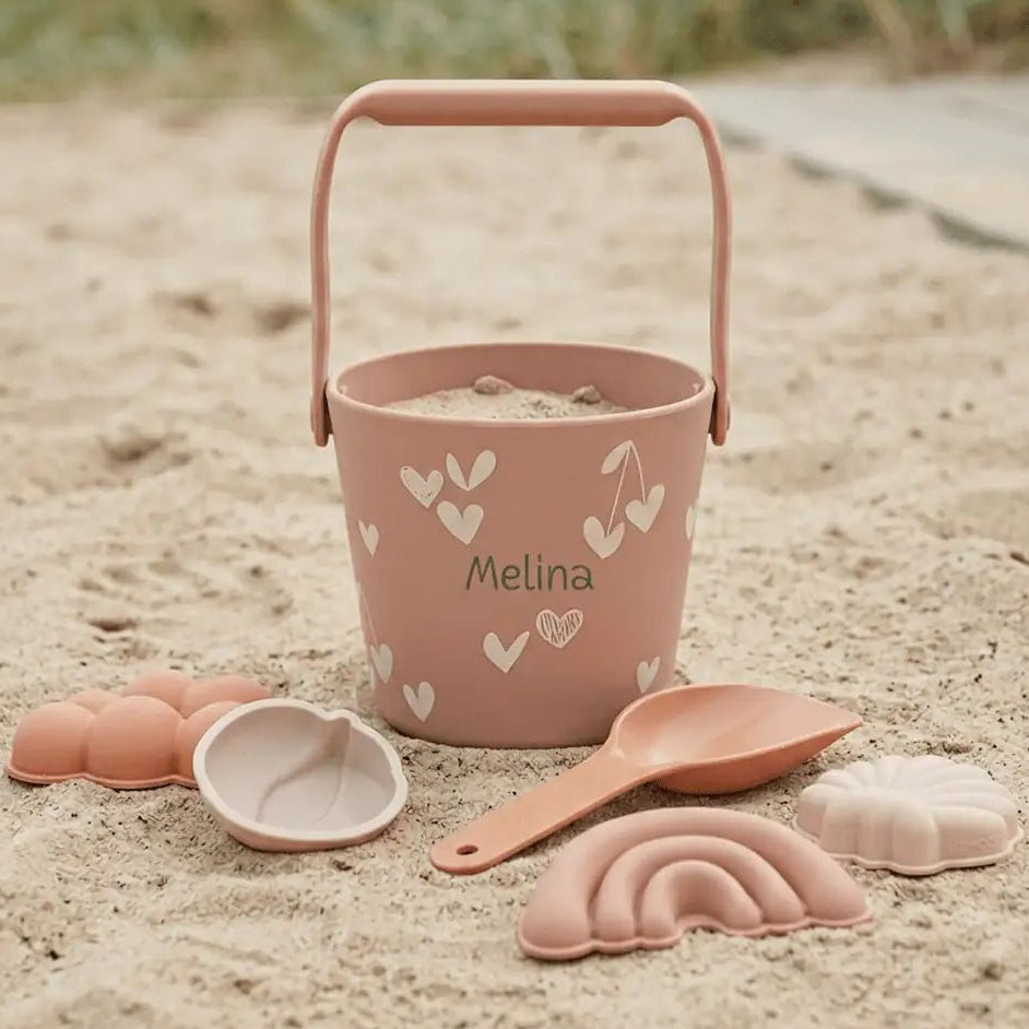LIEWOOD Sandspielzeug Set Herzen personalisierbar - wunderwunsch