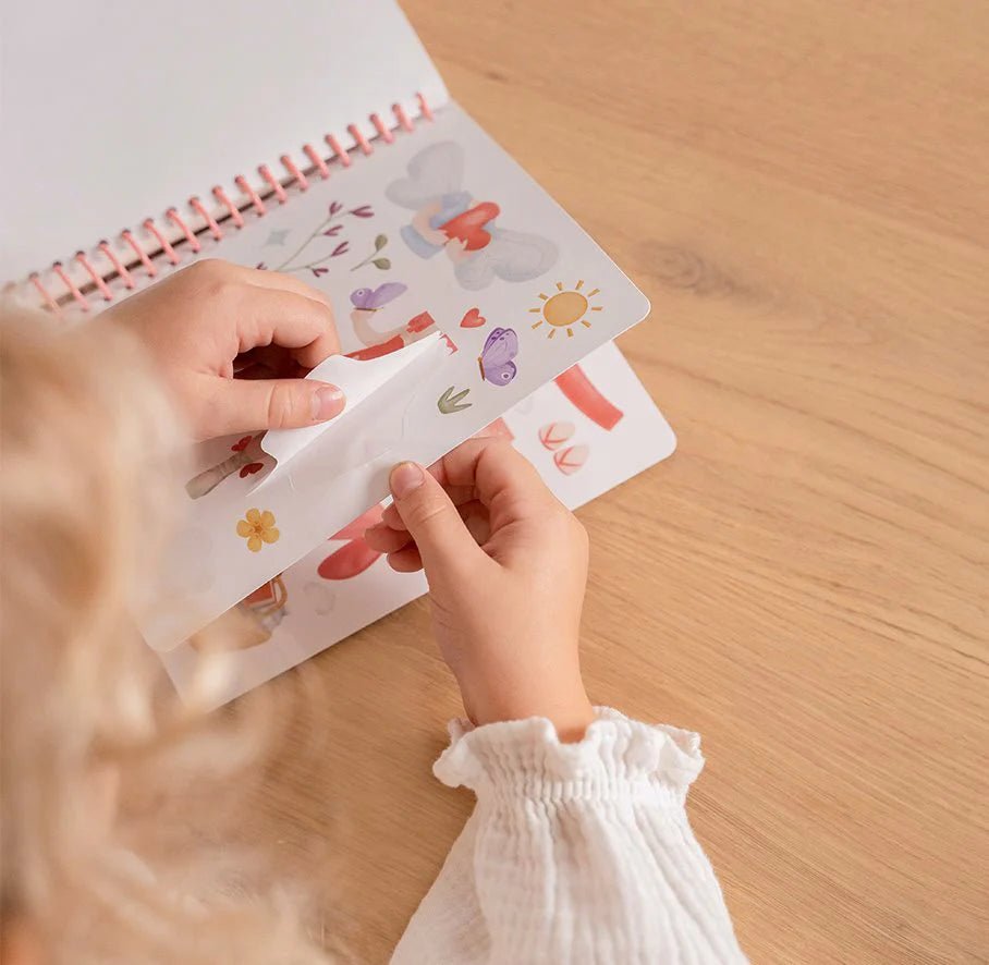 LITTLE DUTCH Anzieh- und Stickerbuch - Rosa & Friends - wunderwunsch