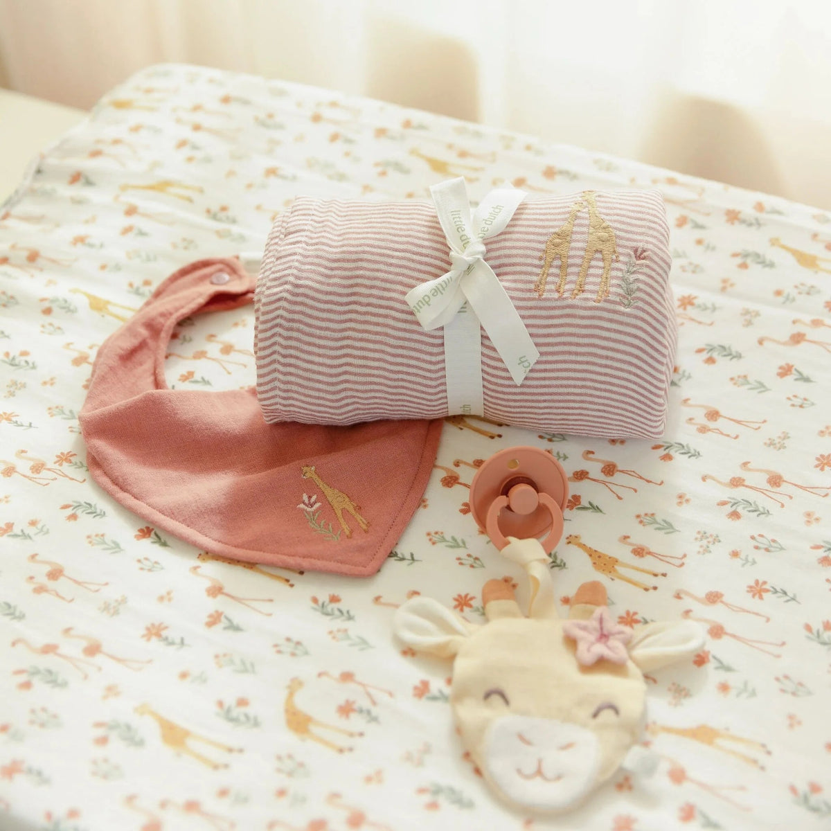 LITTLE DUTCH Geschenkbox Giraffe - Rosa - wunderwunsch