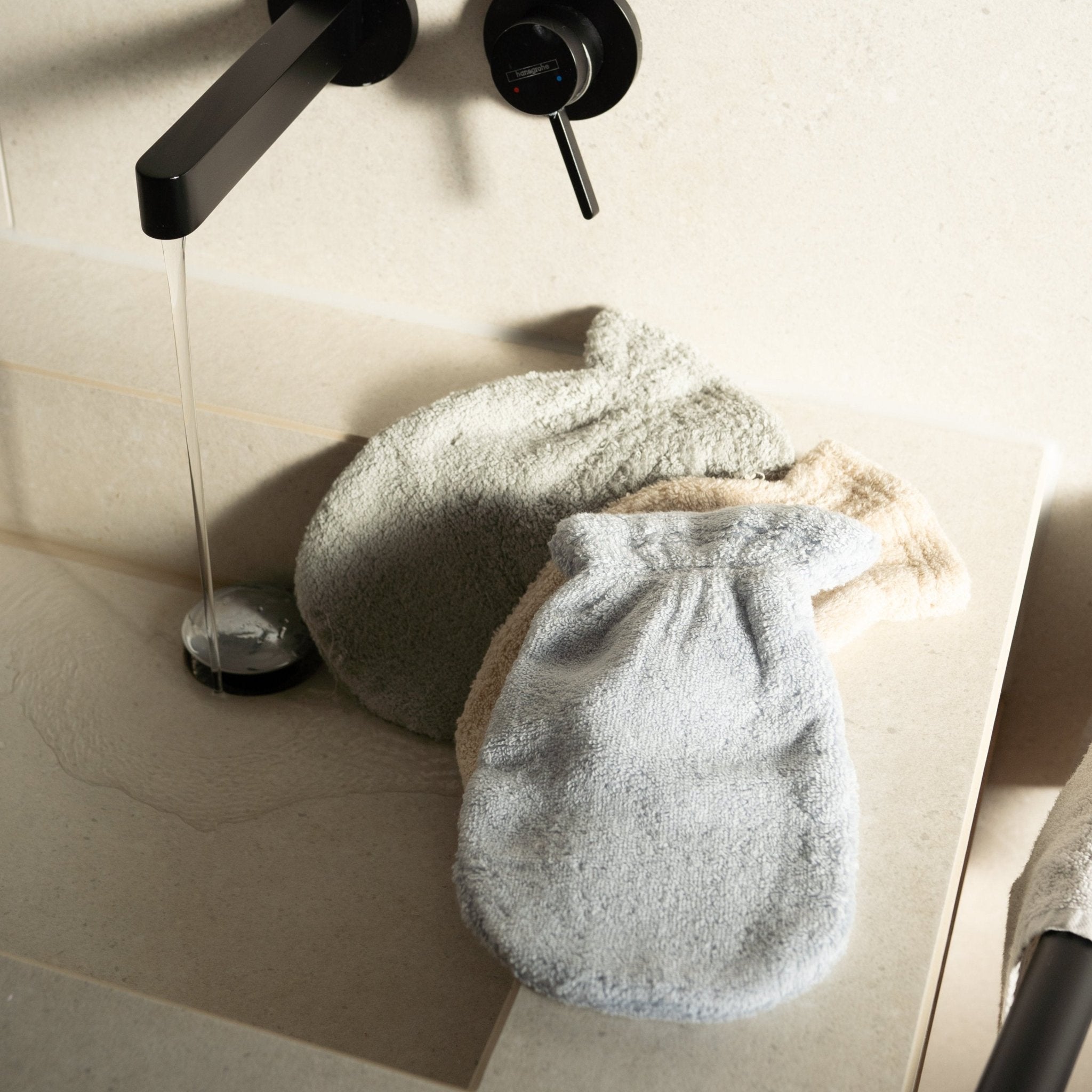 MUSHIE Waschhandschuh personalisiert - beige, grün & blau - wunderwunsch