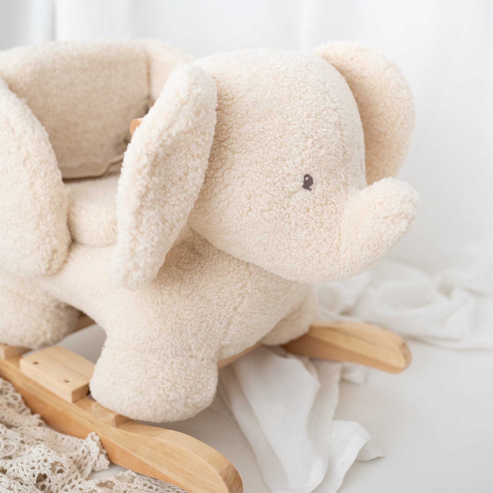 NATTOU Schaukeltier personalisiert - Boucle Elefant oder Nashorn - wunderwunsch
