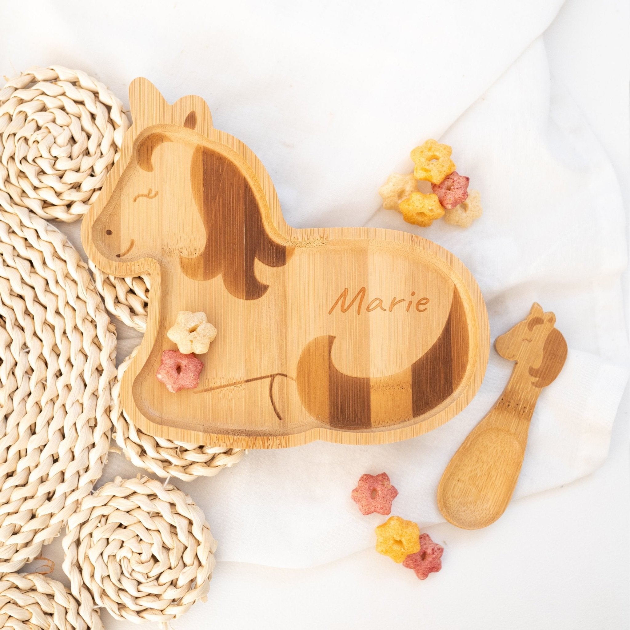 Sass and Belle - Kinderteller mit Kinderlöffel personalisiert - Einhorn - wunderwunsch