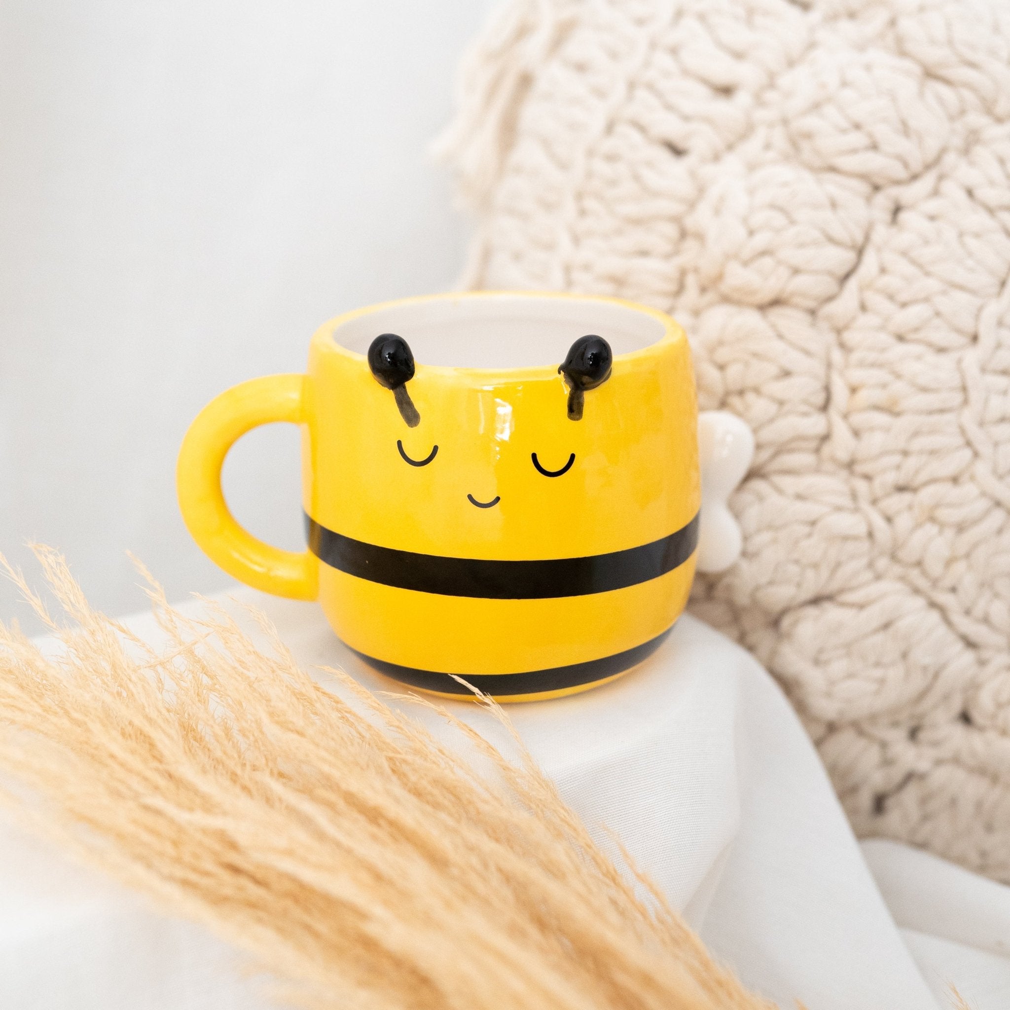 SASSANDBELLE Tasse im Tierdesign personalisiert - wunderwunsch