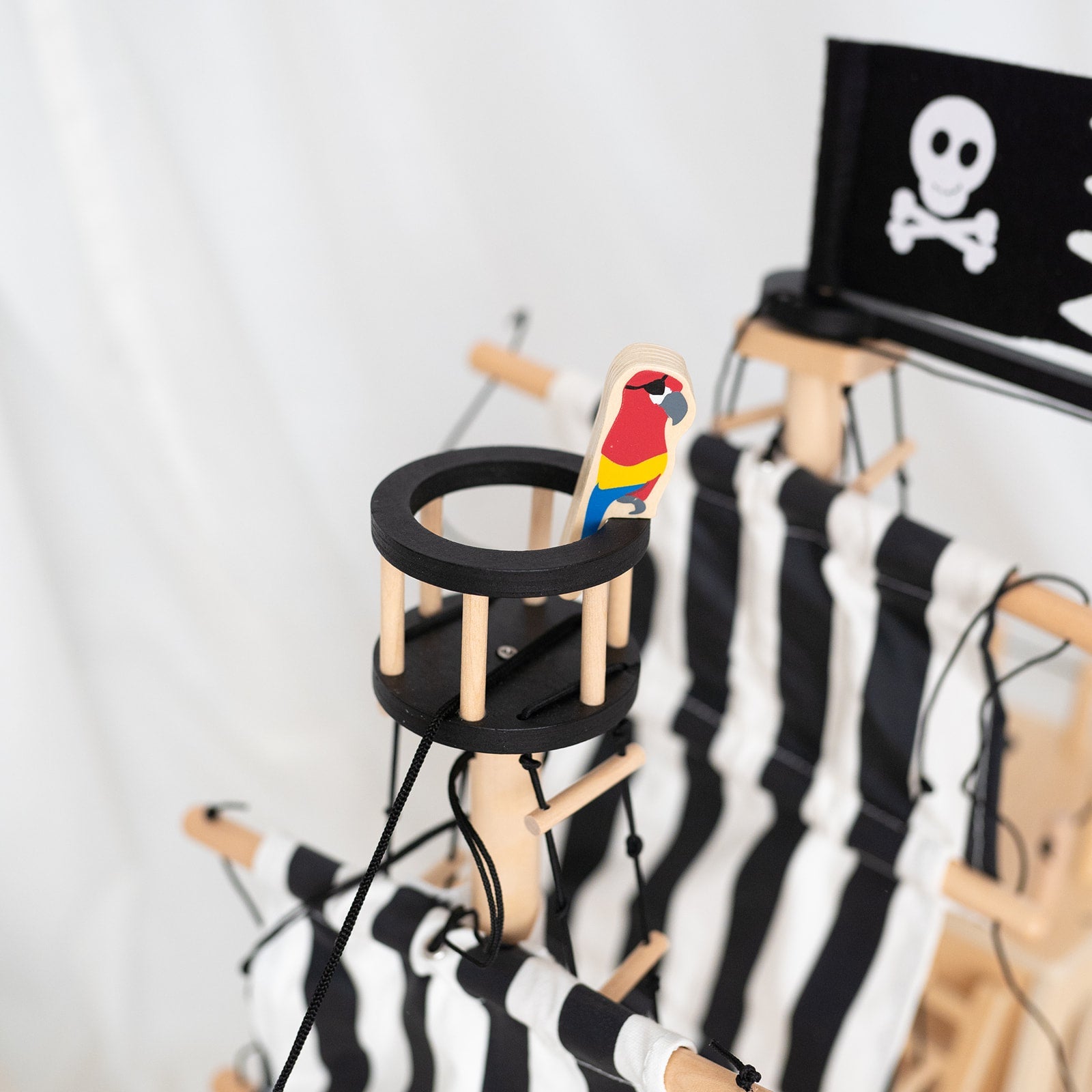 SMALL FOOT Piratenschiff Holz personalisiert - wunderwunsch