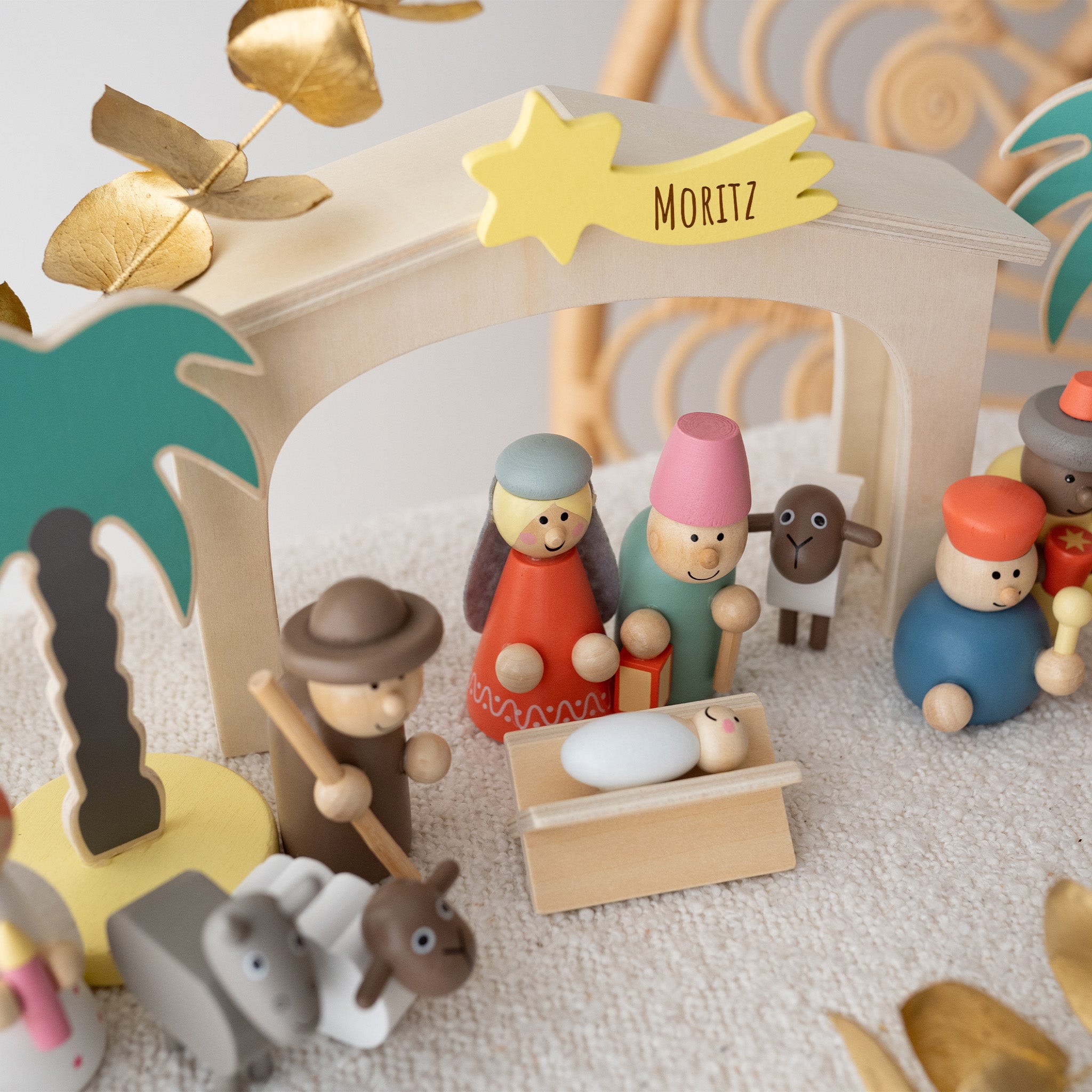 SMALL FOOT Spielset Holzkrippe Hirten personalisierbar - wunderwunsch
