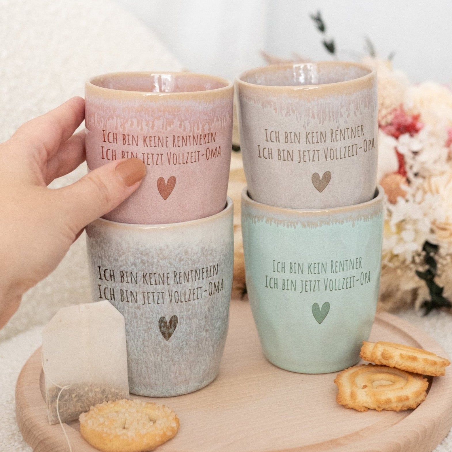 Steingut Becher sand - Vollzeit Oma/Opa - wunderwunsch