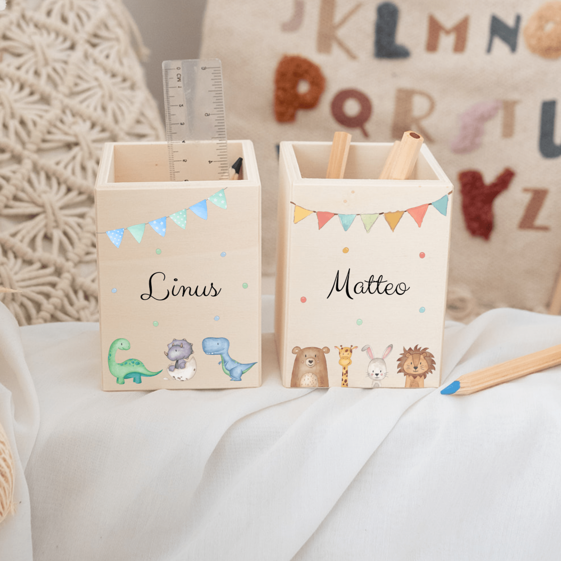 Stiftebecher Holz personalisiert - Tiere oder Dinos Girlande Aquarell - wunderwunsch