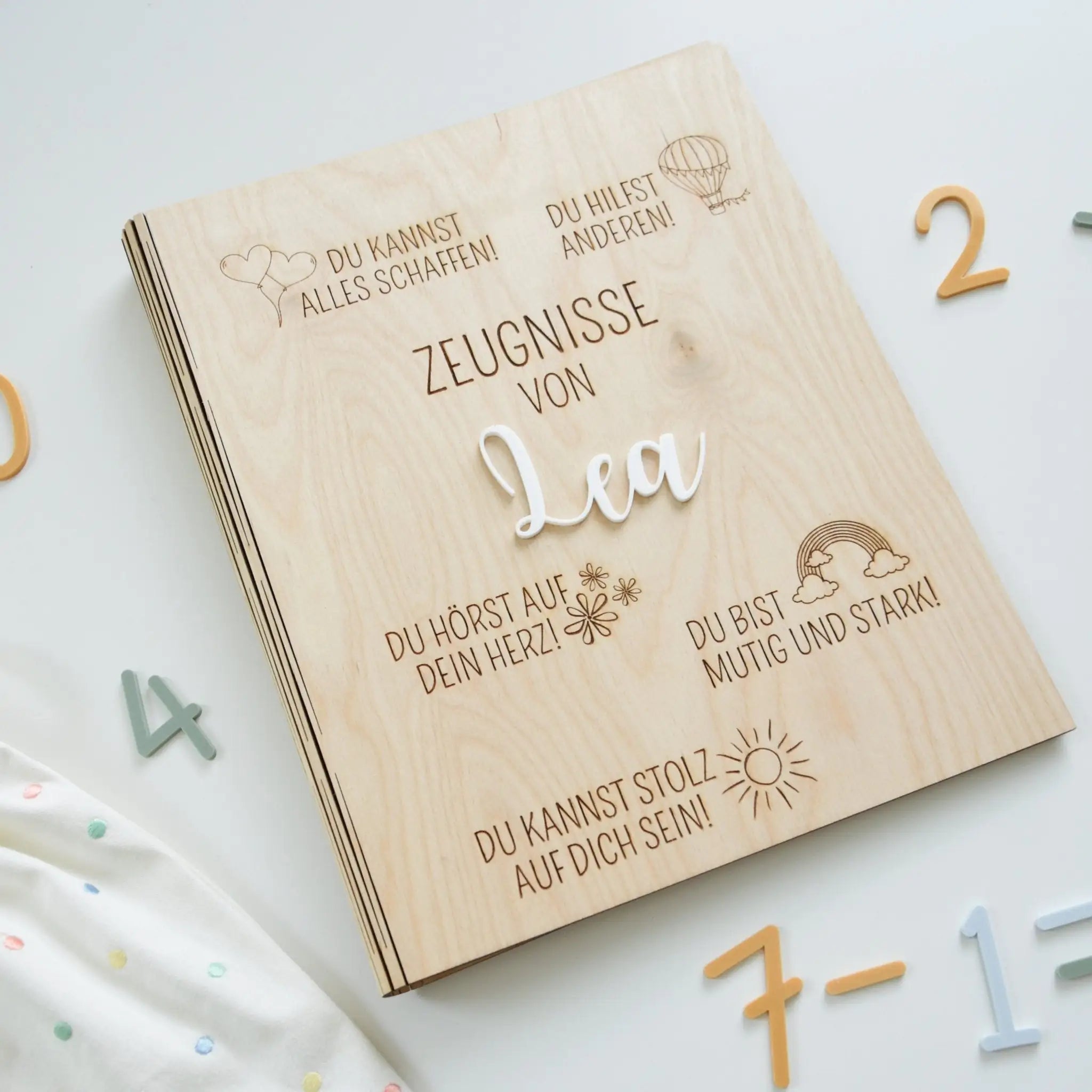 Zeugnismappe Holz personalisiert - Affirmationen Gravur - wunderwunsch