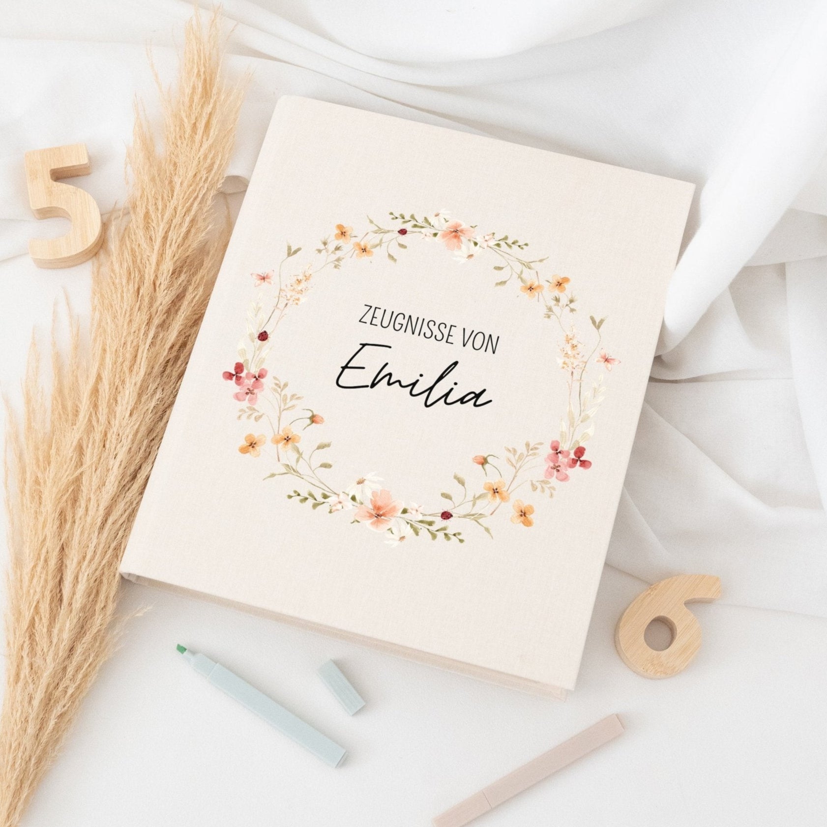 Zeugnismappe Stoff personalisiert - Blumenkranz Aquarell - wunderwunsch