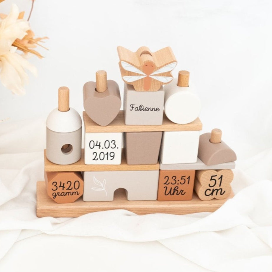 LABEL LABEL Stapelhaus Holz personalisiert - beige