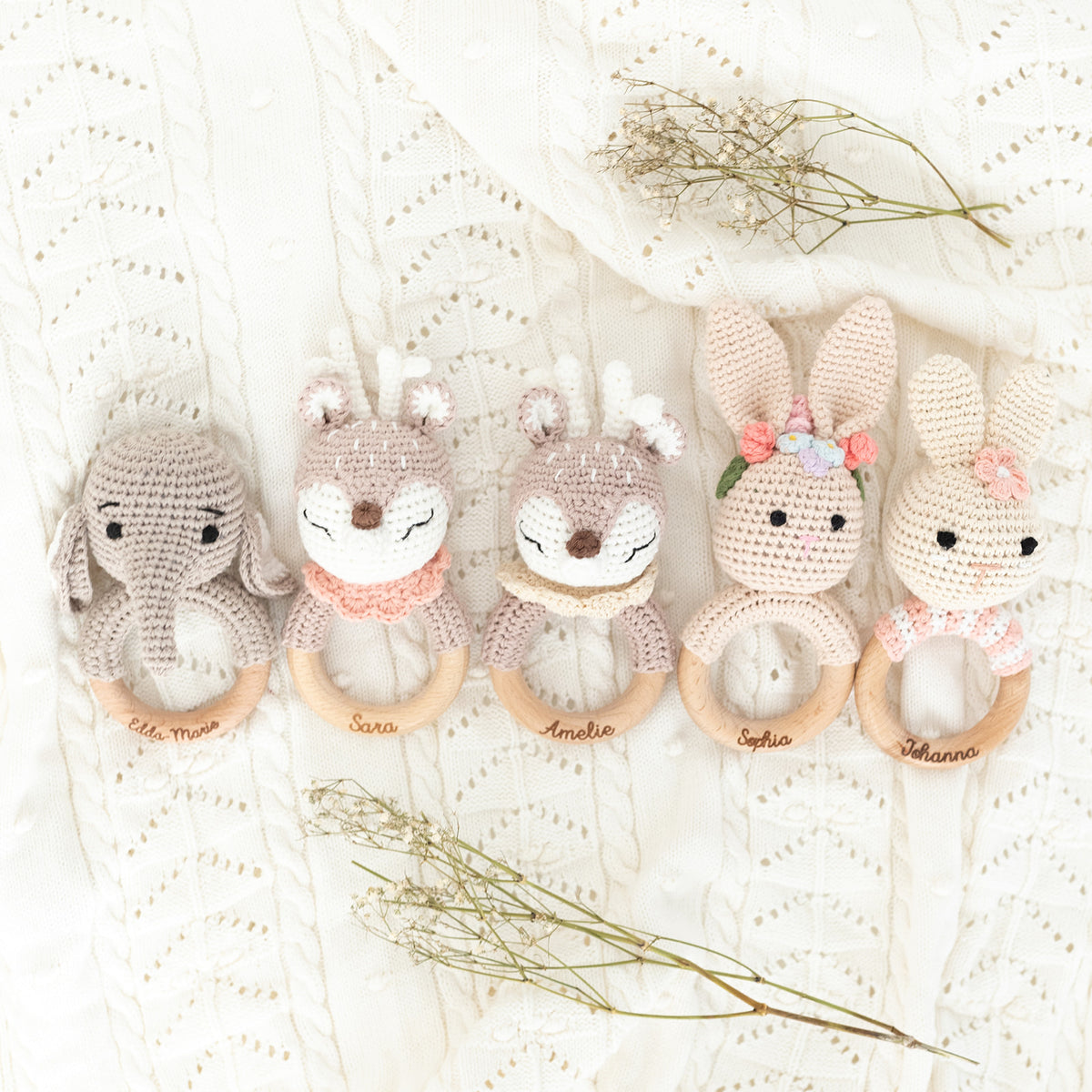 Babyrassel personalisiert - Elefant, Reh, Hase