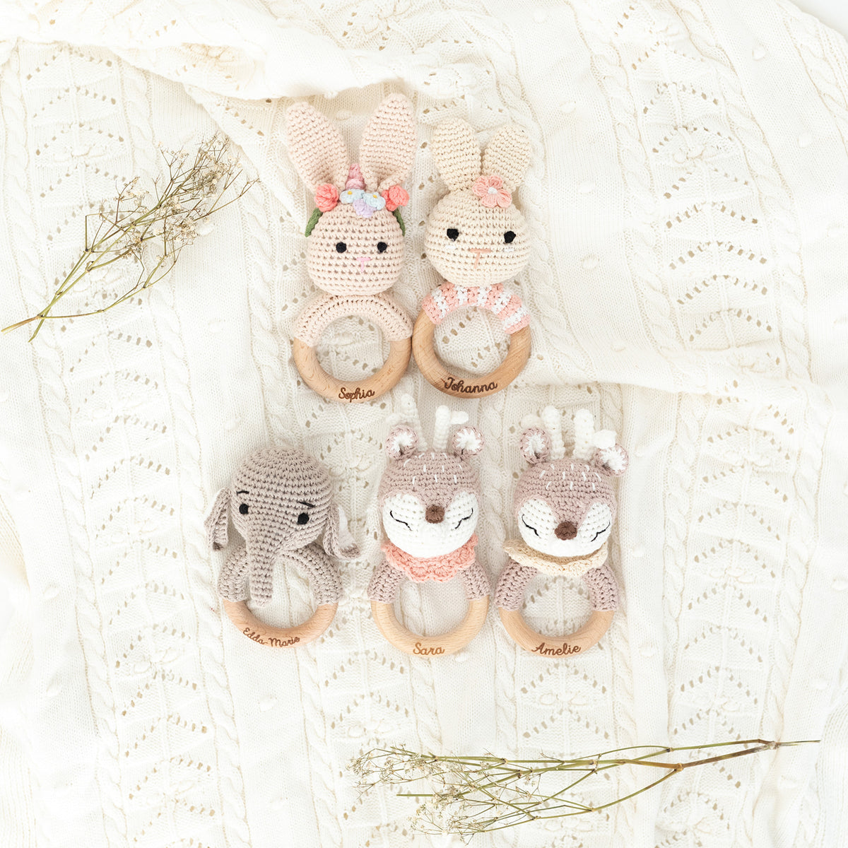 Babyrassel personalisiert - Elefant, Reh, Hase