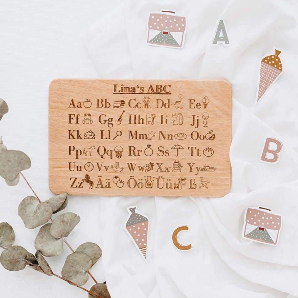 Frühstücksbrettchen personalisiert - ABC Gravur - wunderwunsch