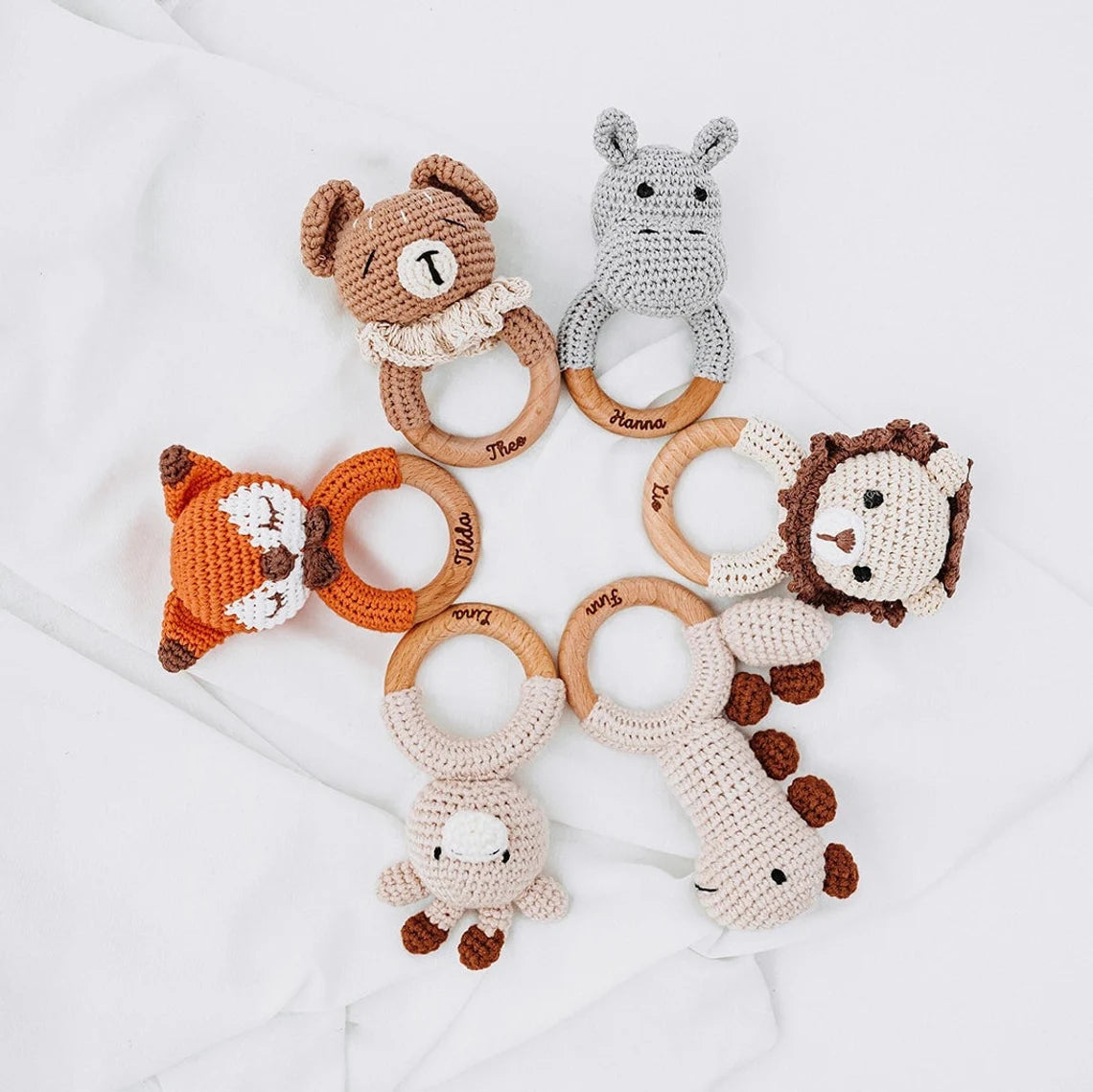 Babyrassel personalisiert - Giraffe, Fuchs, Löwe, Nilpferd