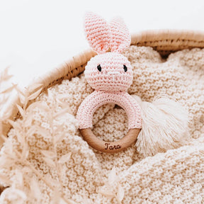 Babyrassel personalisiert - Hase