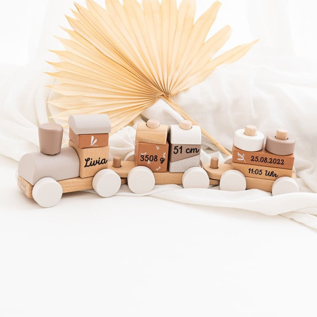 LABEL LABEL Holz Eisenbahn personalisiert - beige - wunderwunsch