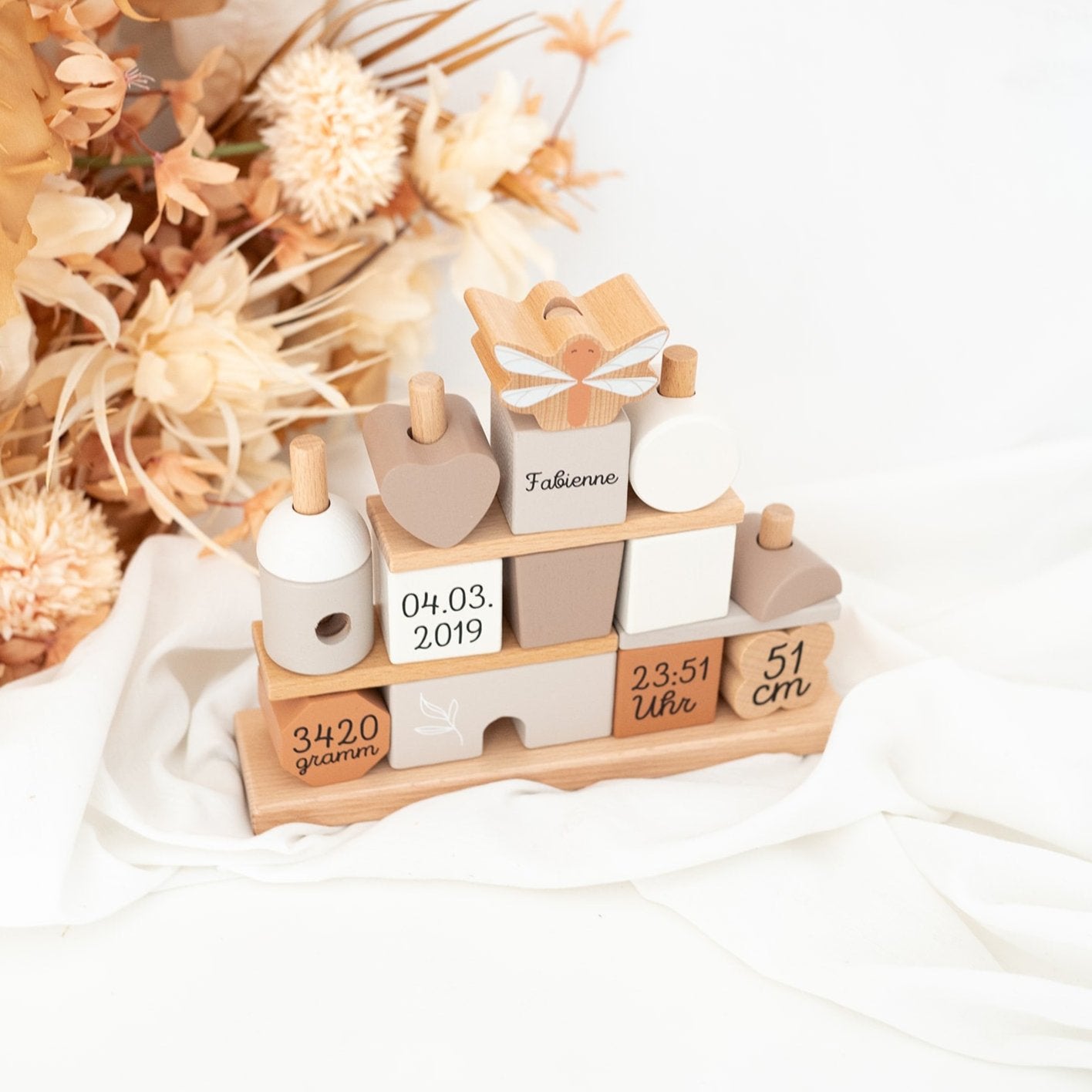LABEL LABEL Stapelhaus Holz personalisiert - beige - wunderwunsch